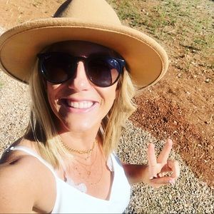 Meet your Posher, Krystina